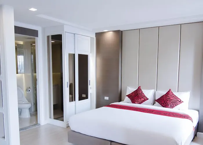 Hope Land Sukhumvit 8 Banguecoque