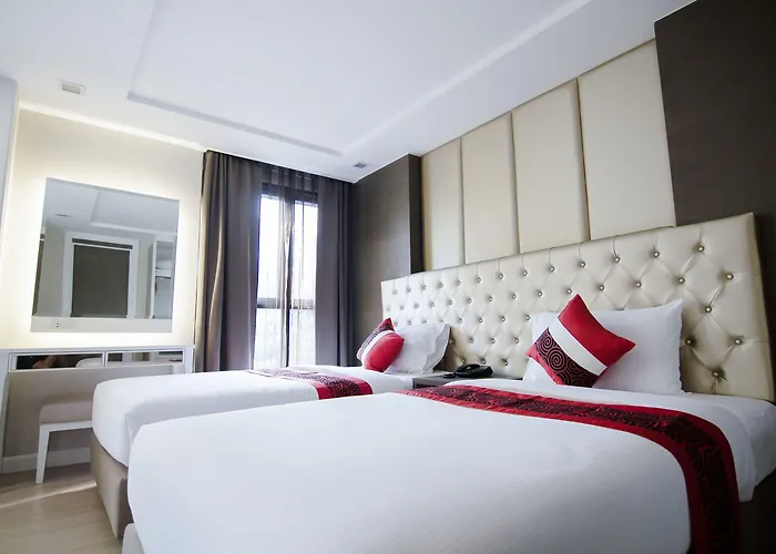 Hope Land Sukhumvit 8 4* Banguecoque