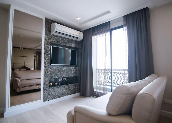 Hotel Hope Land Sukhumvit 8 4*