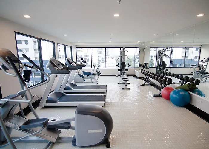 Hope Land Sukhumvit 8 Hotel