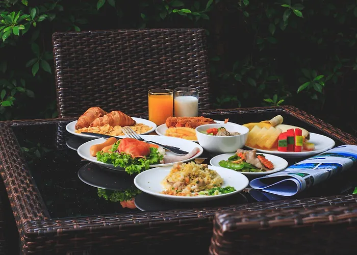 Hope Land Sukhumvit 8 Hotel