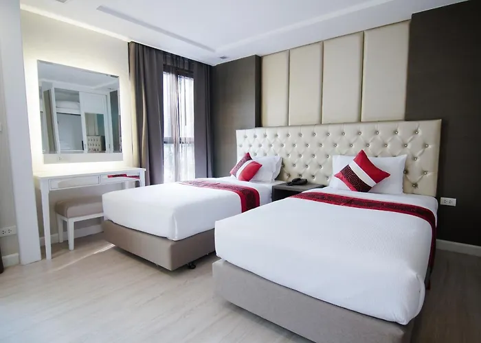 Hope Land Sukhumvit 8 Hotel